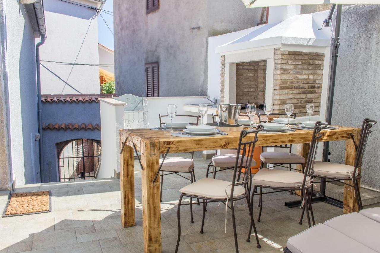 Apartment Old Town Mariolina Krk Town Exterior foto
