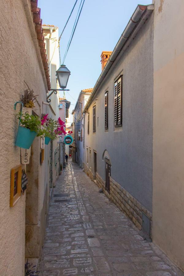 Apartment Old Town Mariolina Krk Town Exterior foto